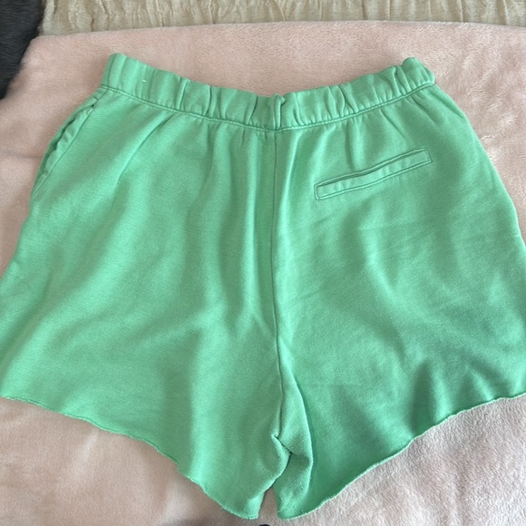 Aerie Green Athletic Shorts with Elastic Waistband - Picture 3 of 3
